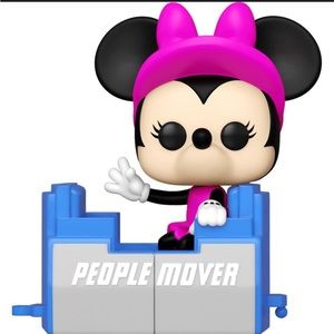 Pop Funko Minnie Mouse on the People mover figure new